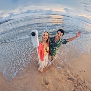 运动相机品牌 Insta360 正式发布 X5 缎白限量版 360 度全景相机